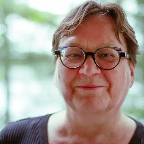 Sarah Winterton